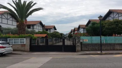 Chalet en venta en Calle Samano, Número 74, Sámano (Castro Urdiales) de 310.000 €